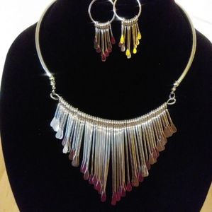 Silver Necklace with teir accent